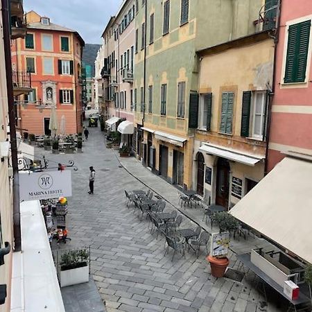 Appartamento In Centro Storico Finale Ligure Luaran gambar